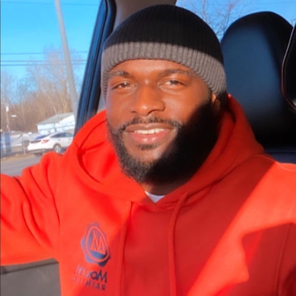 Meet your Posher, Jermaine - Picture 1 of 1